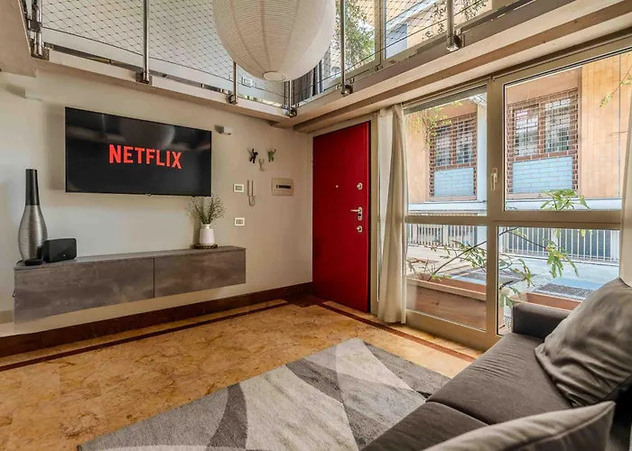 Loft Elegante In Centro In Zona Signorile - Davanti Alla Metro